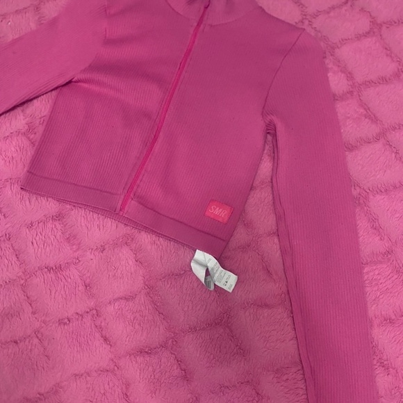 Pink crop top zip up - Picture 3 of 5